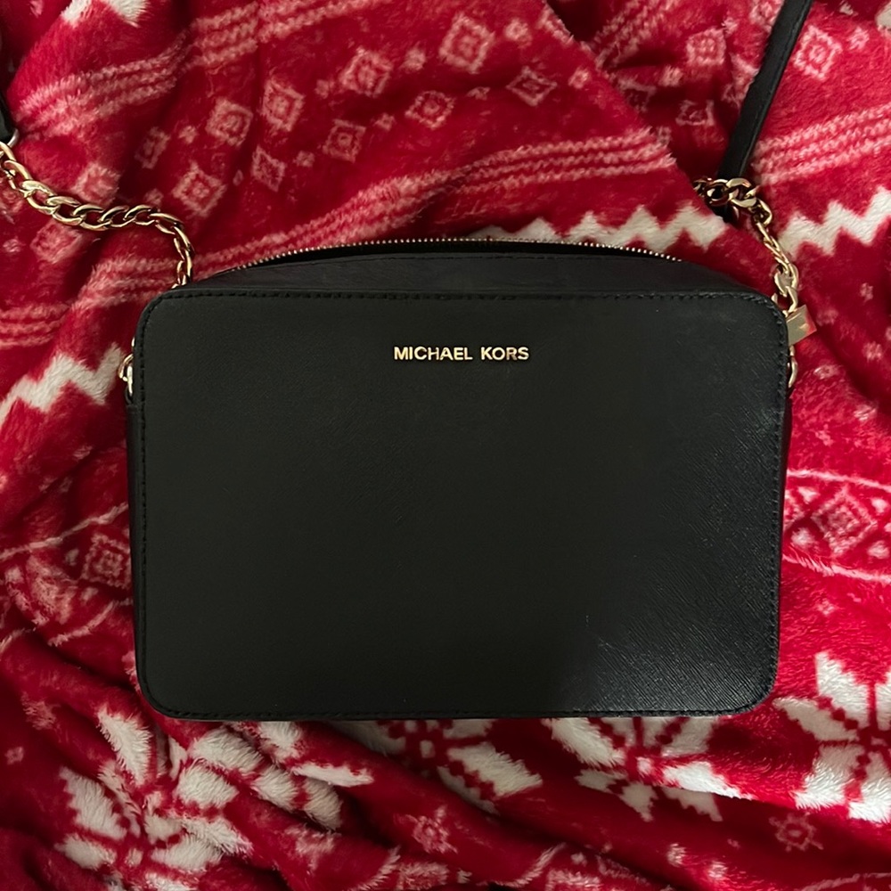 PERFECT CONDITION MICHAEL KORS CROSSBODY BAG